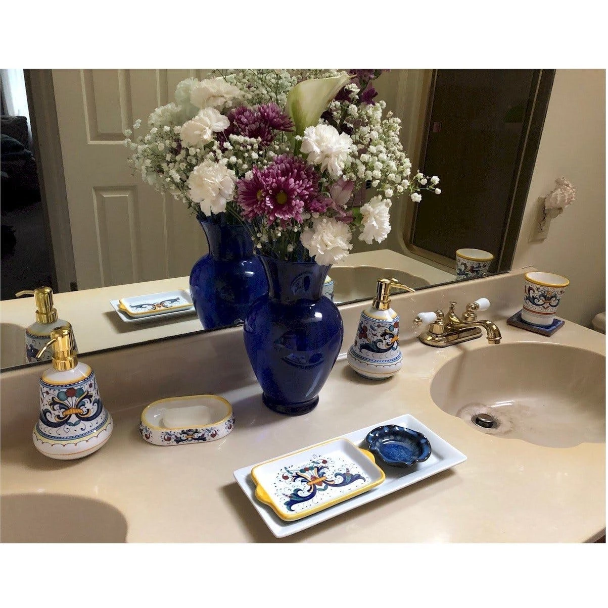 Artistica - Deruta Of Italy Of Italy Ricco Deruta: Liquid Soap/Lotion Dispenser (16 OZ) 5 Artistica - Deruta Of Italy Of Italy Ricco Deruta: Liquid Soap/Lotion Dispenser (16 OZ) - Image 3