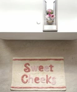 Shiraleah "Sweet Cheeks" Bath Mat 13 Shiraleah "Sweet Cheeks" Bath Mat -Enchante Home-shop M00810062047468 1761983386 scaled