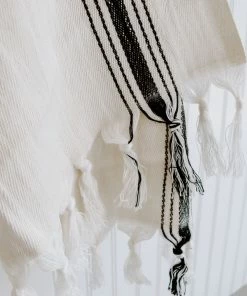 Sweet Water Decor Vannah Turkish Cotton + Bamboo Hand Towel - Five Stripe -Enchante Home-shop M00811119036459 3059132777 scaled
